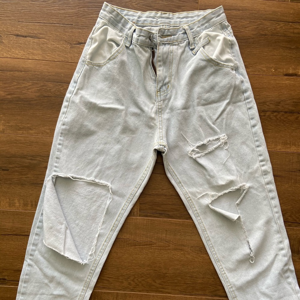 Ripped jeans